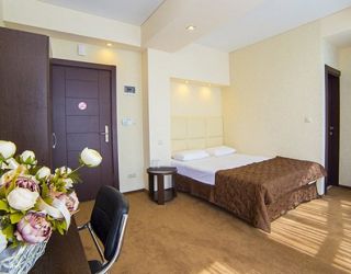 Отель "Grand Hotel Gagra" / "Гранд Отель Гагра"