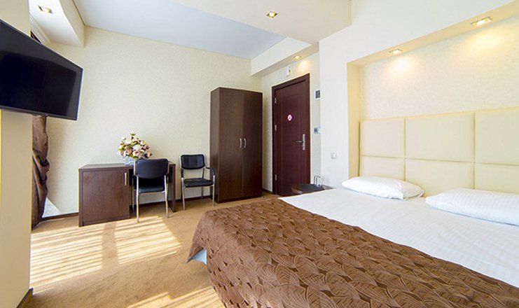 Отель "Grand Hotel Gagra" / "Гранд Отель Гагра"