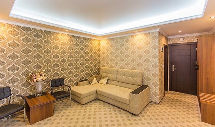 Отель "Grand Hotel Gagra" / "Гранд Отель Гагра"