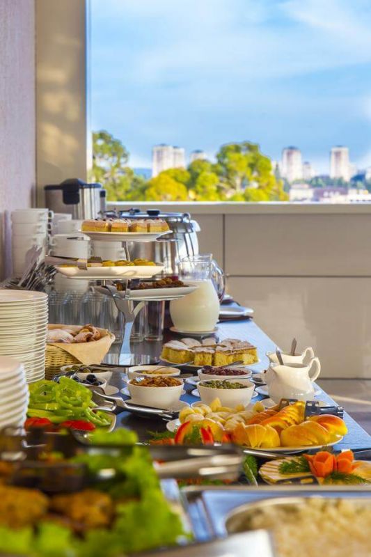 Отель "Grand Hotel Gagra" / "Гранд Отель Гагра"